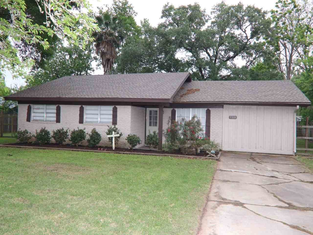 150 Hooks St - Photo 1