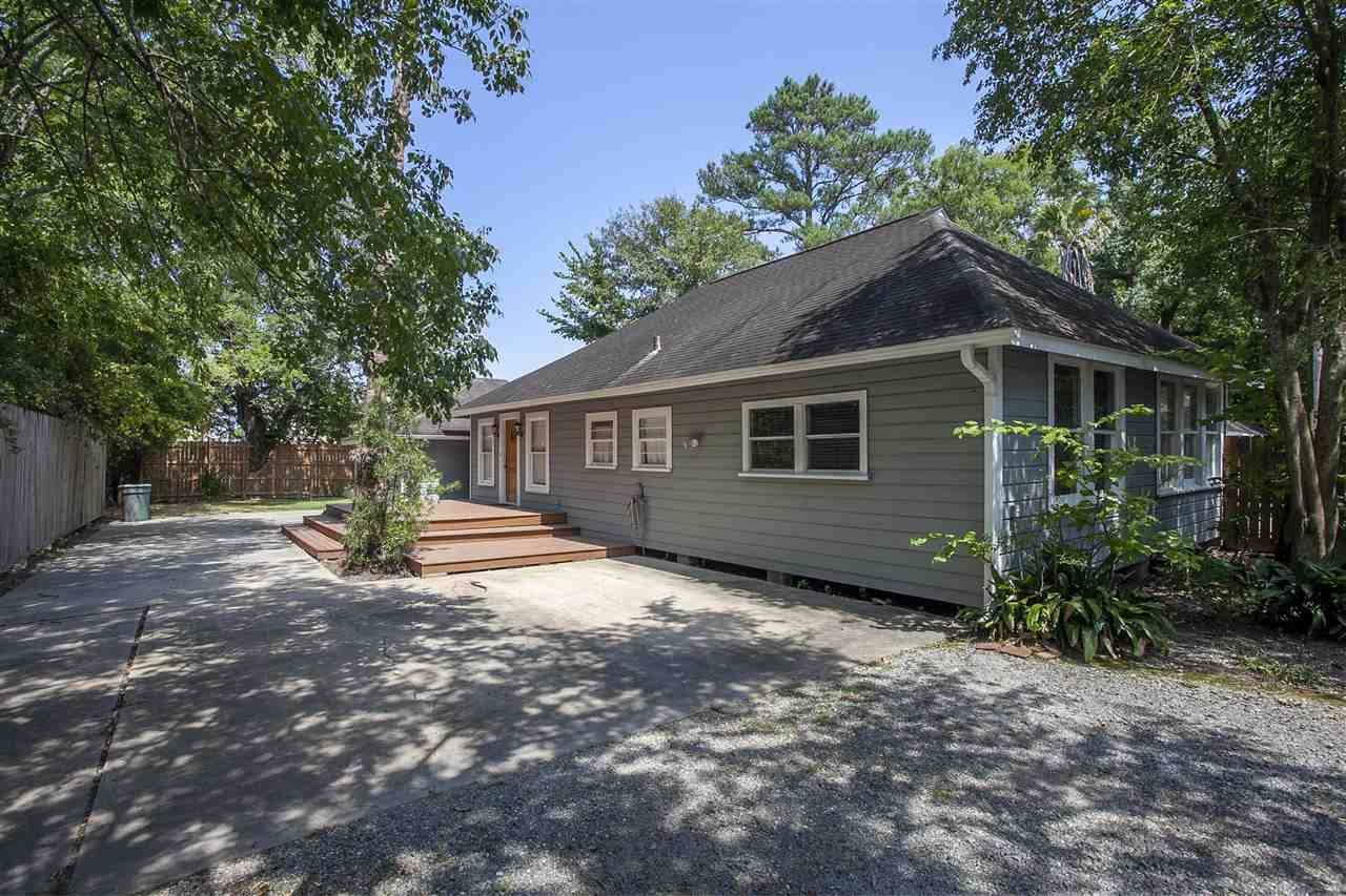 4810 Folsom - Photo 1