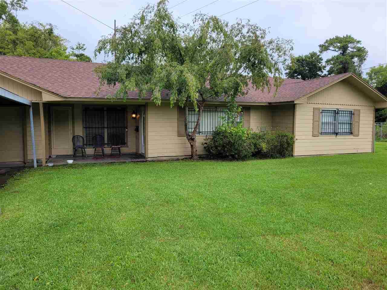 2710 Dogwood Lane - Photo 1