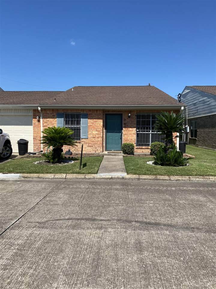 969 Park Meadow - Photo 1