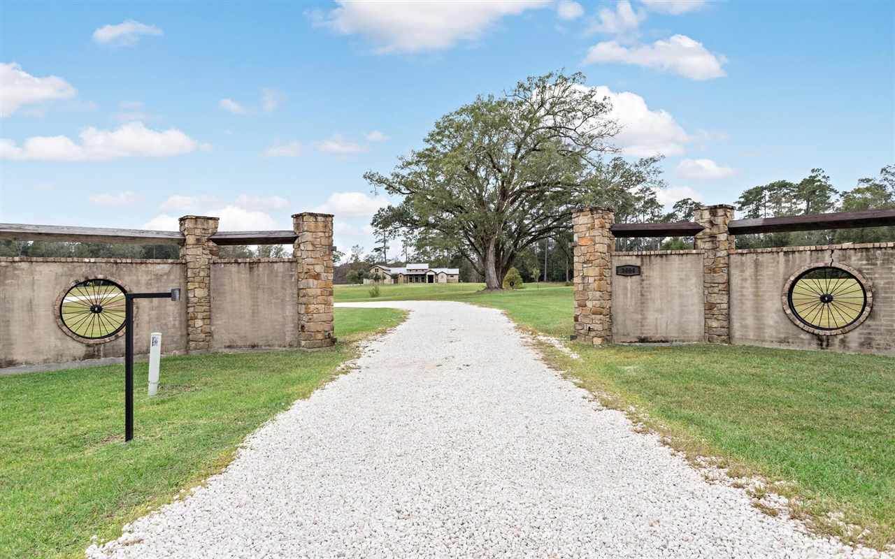 3694 Fm 1131 - Photo 1