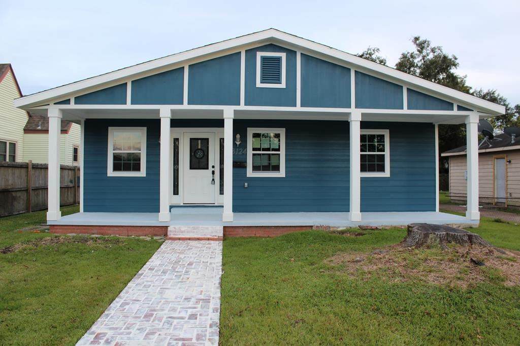 3124 9th St. - Photo 1