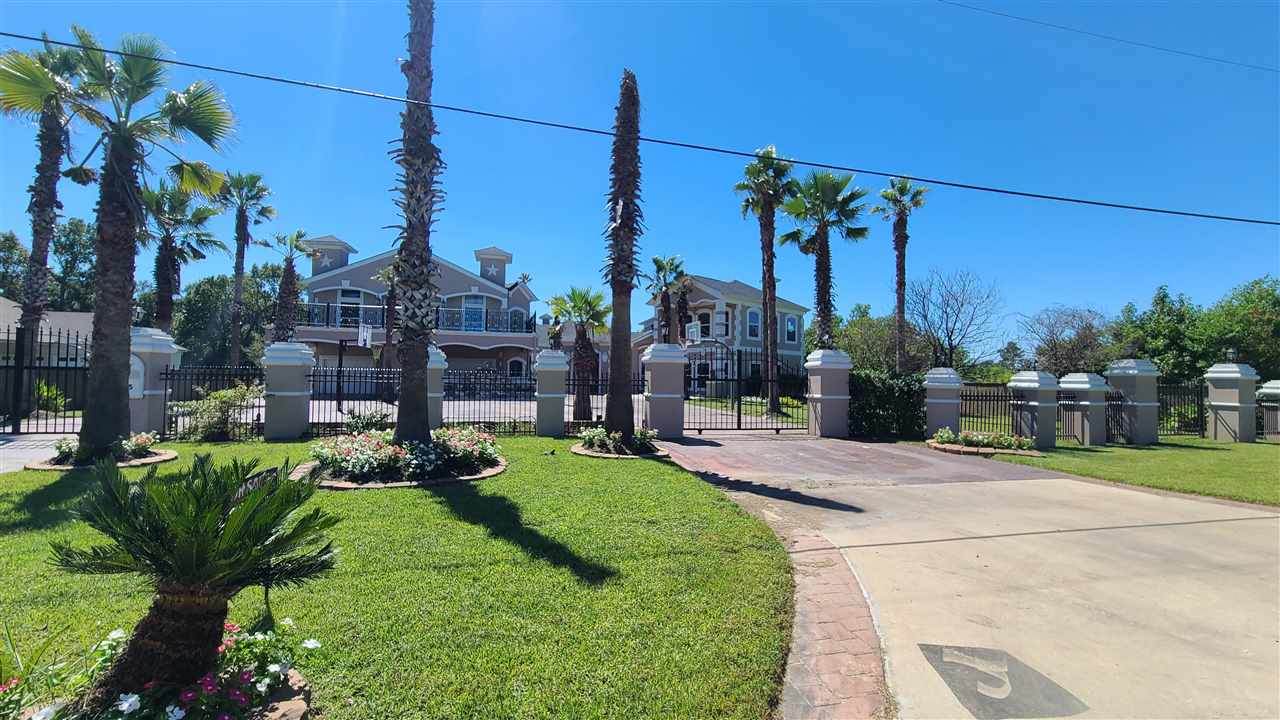 8625 Thomas Road - Photo 1