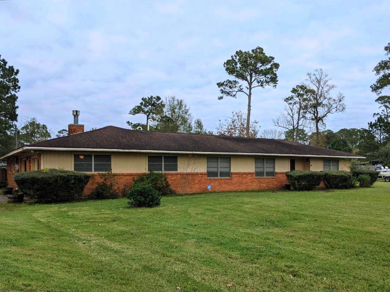 5360 Rose Lane - Photo 1