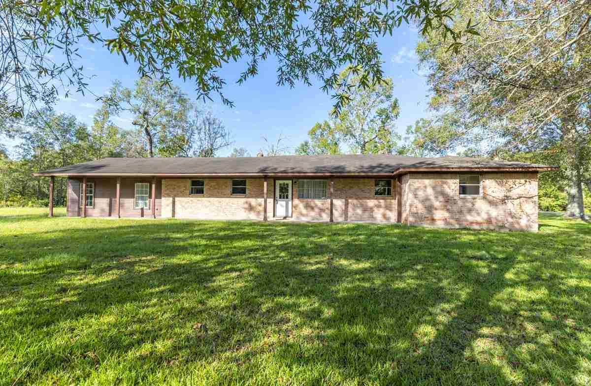 1085 Scott Dr - Photo 1