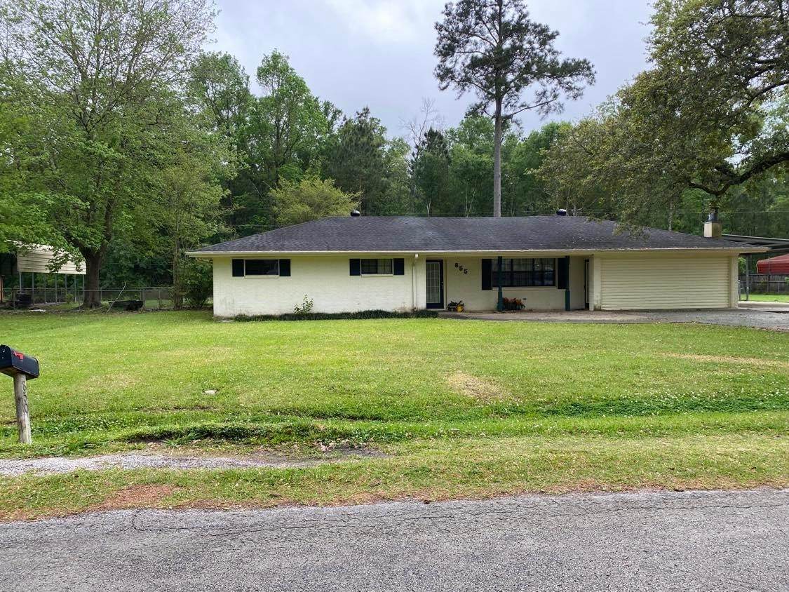 855 Forrest - Photo 1