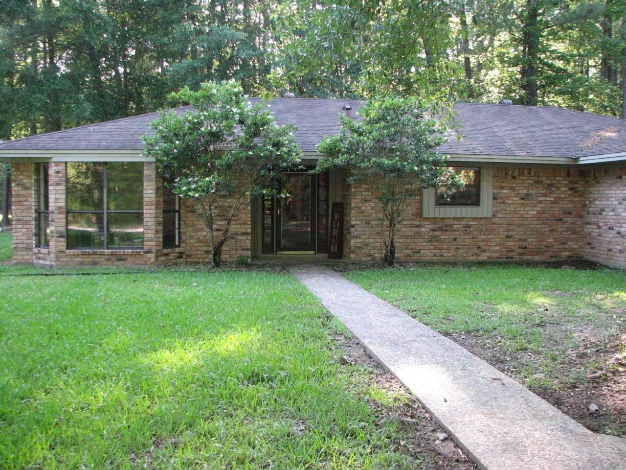 301 Hickory - Photo 1