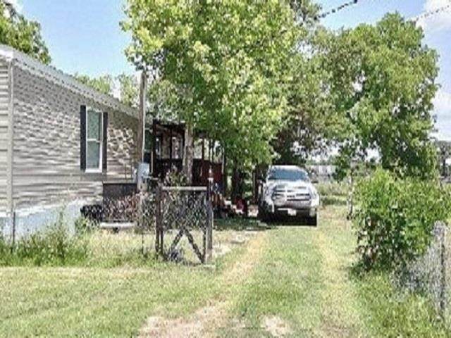 3782 Fm 408 - Photo 1