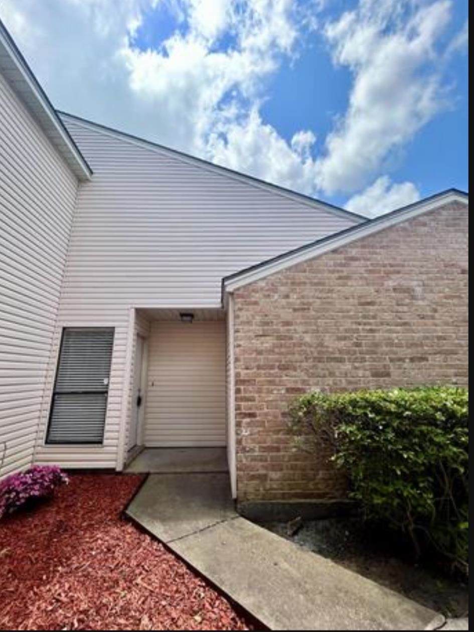 1212 Major Dr - Photo 1