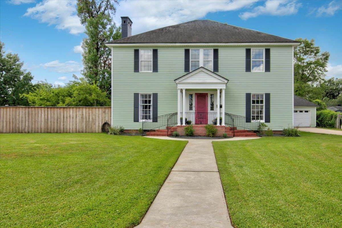 2615 Ashley St - Photo 1