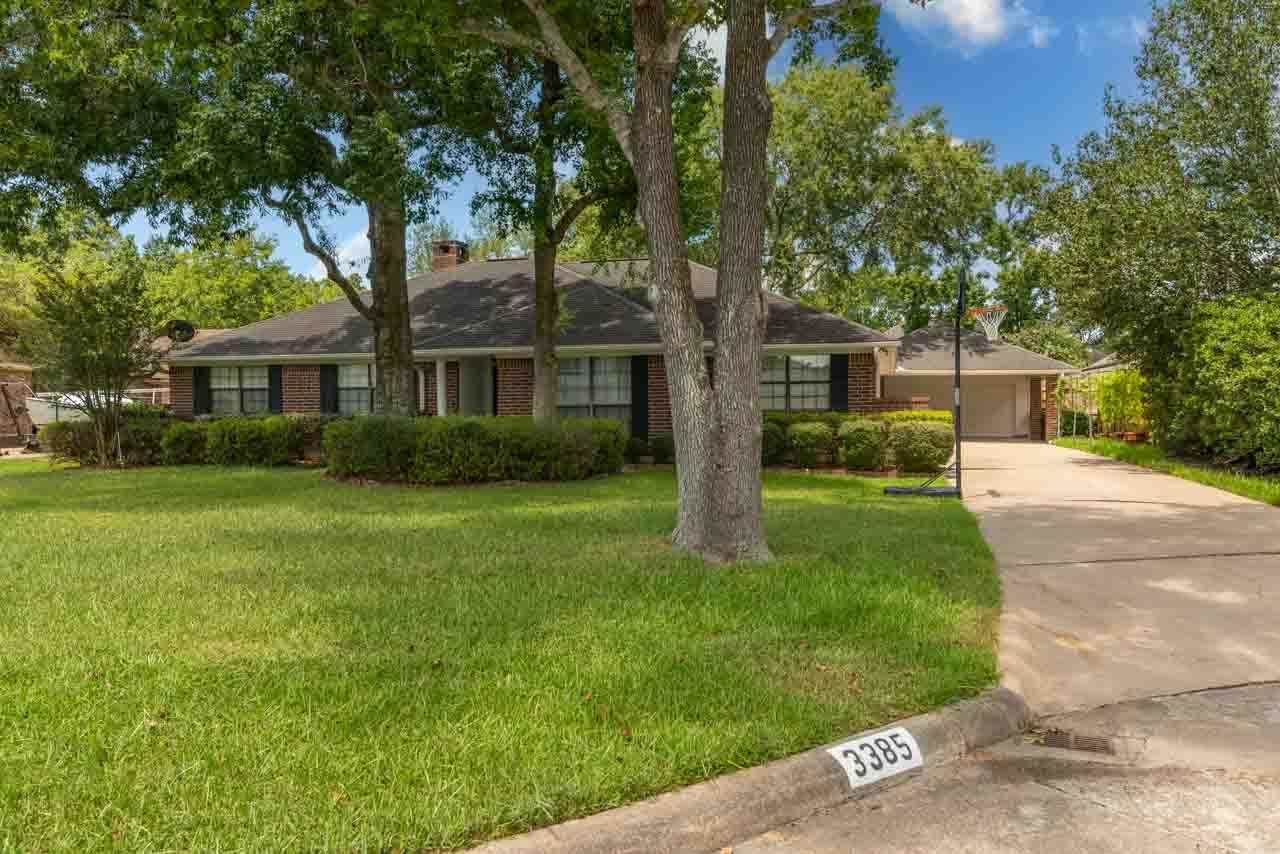 3385 Shady Hollow Ln. - Photo 1