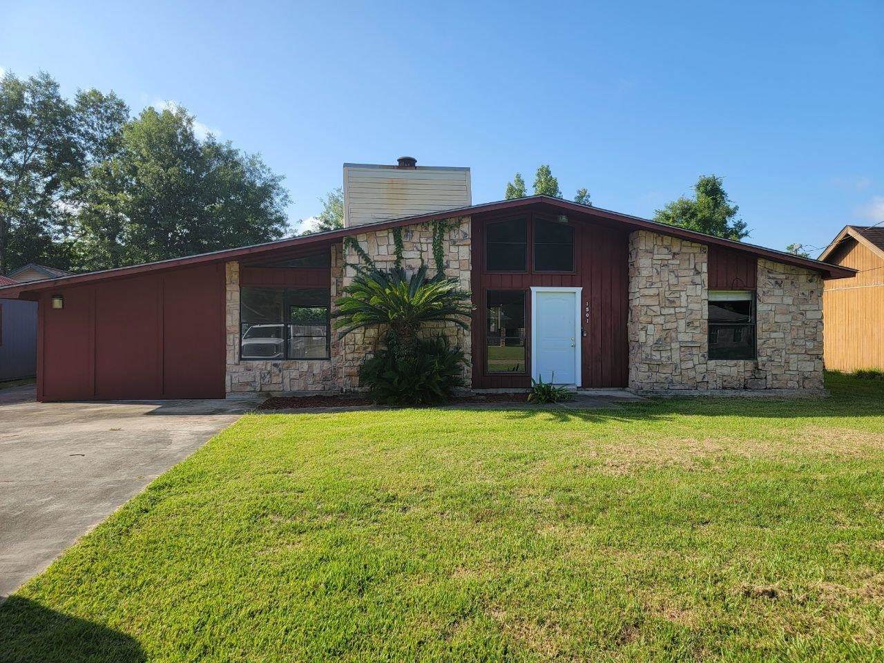 1501 Brandy Ln - Photo 1