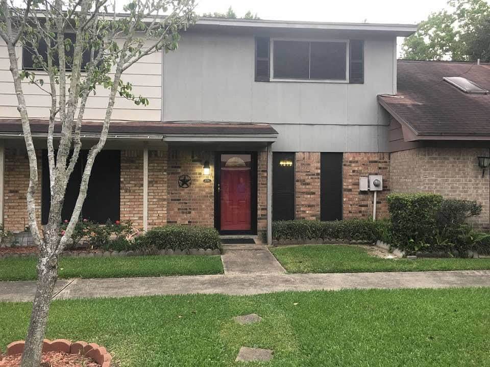 6708 Lexington Drive - Photo 1
