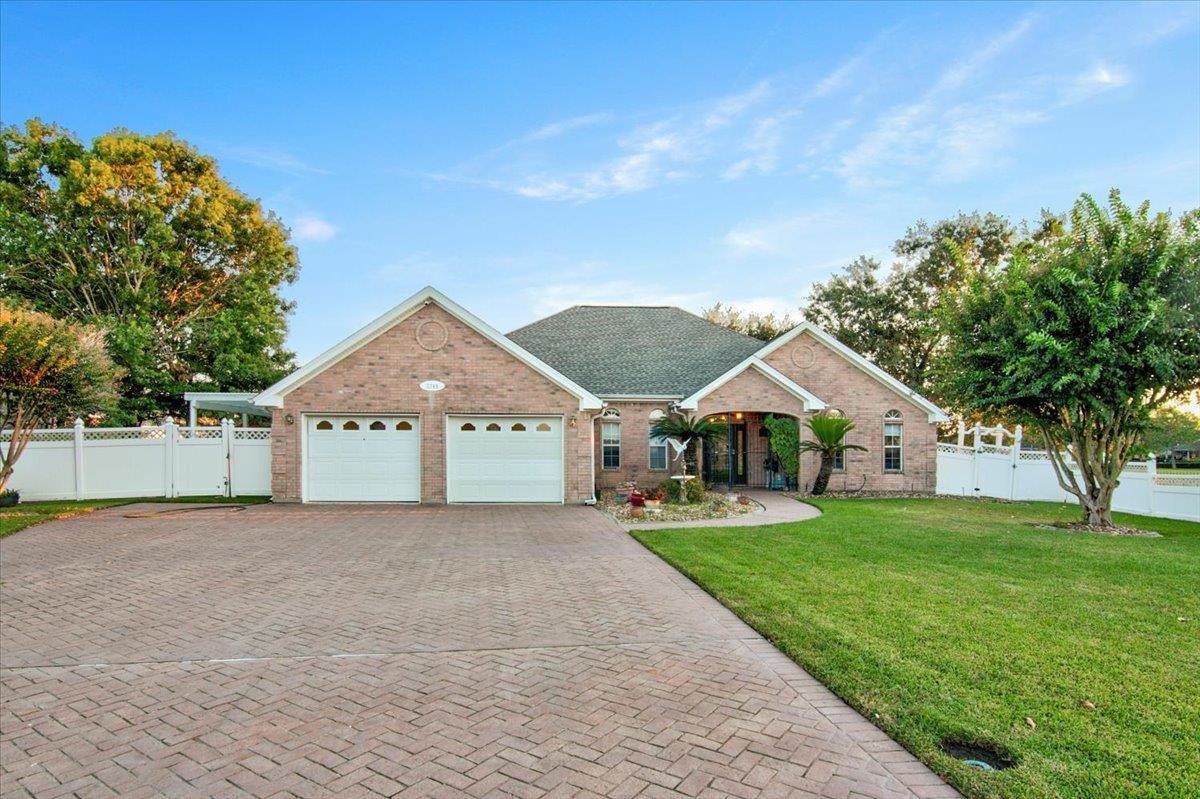 3248 Birchwood Triangle - Photo 1