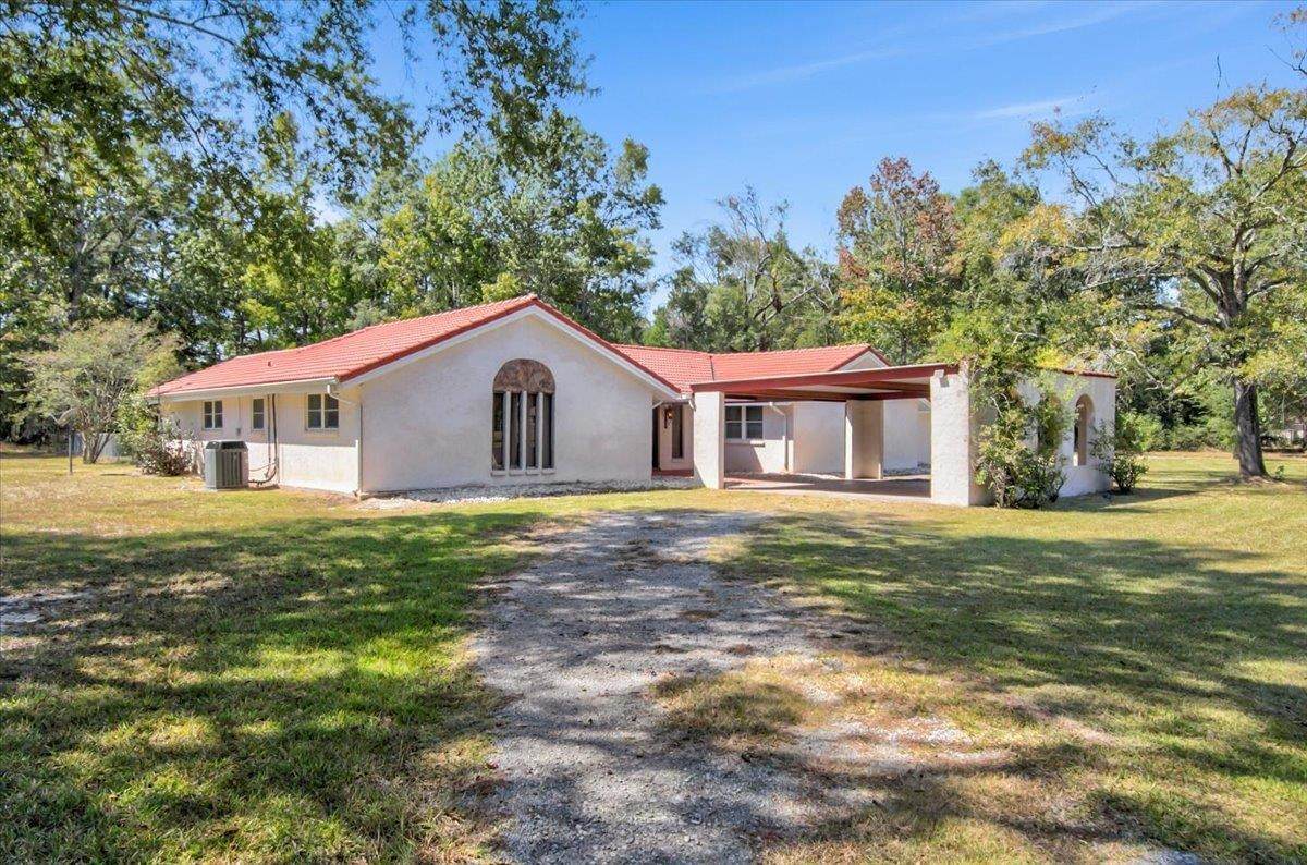4385 Hwy 1131 - Photo 1