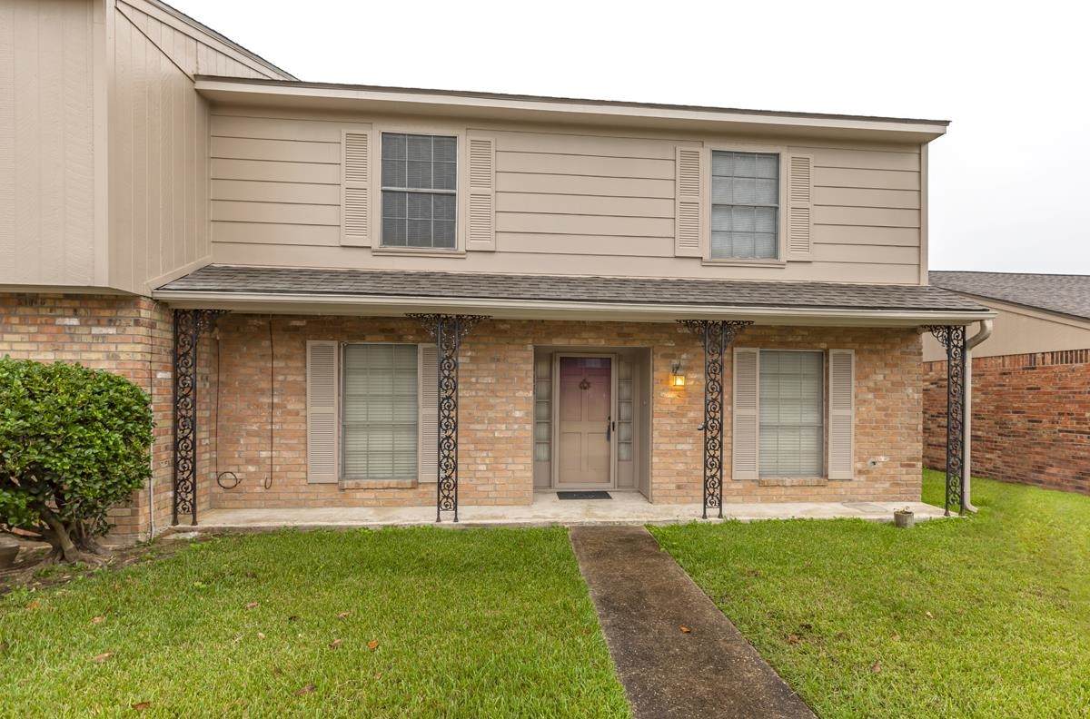 483 Yorktown Ln - Photo 1