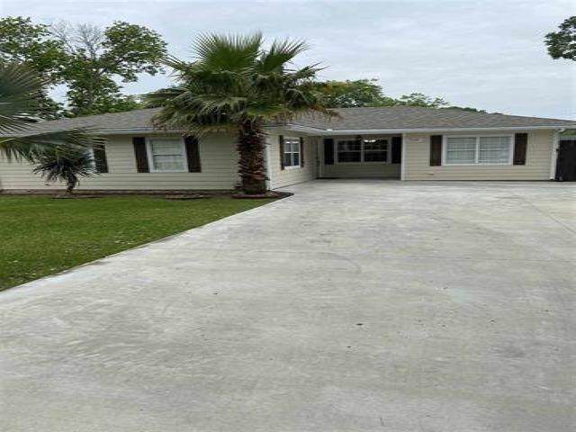 2006 9th Street - Photo 1