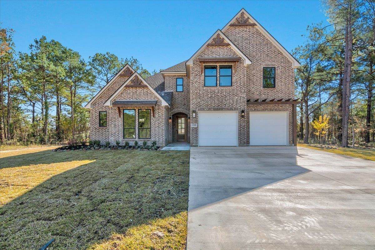 17475 Reserve Dr - Photo 1