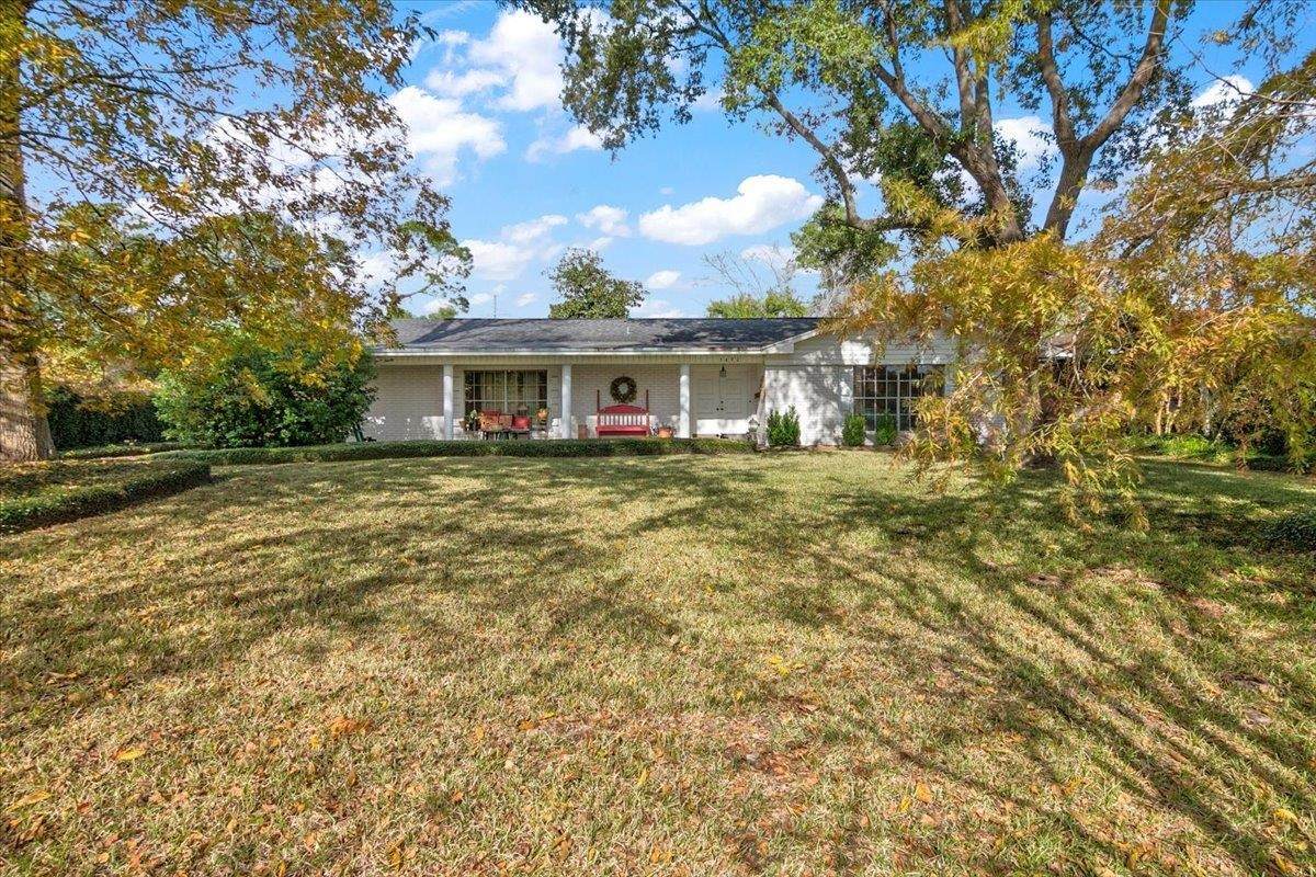 5490 Caldwood - Photo 1