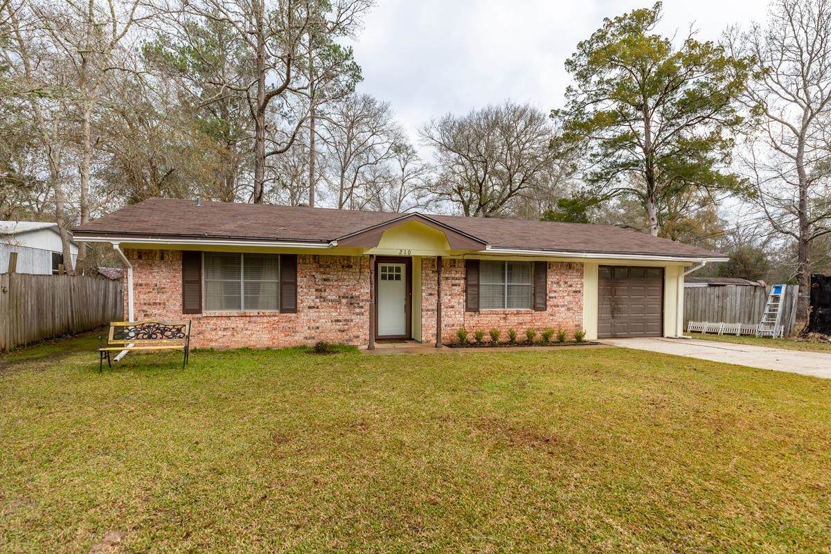 210 Elmore St - Photo 1