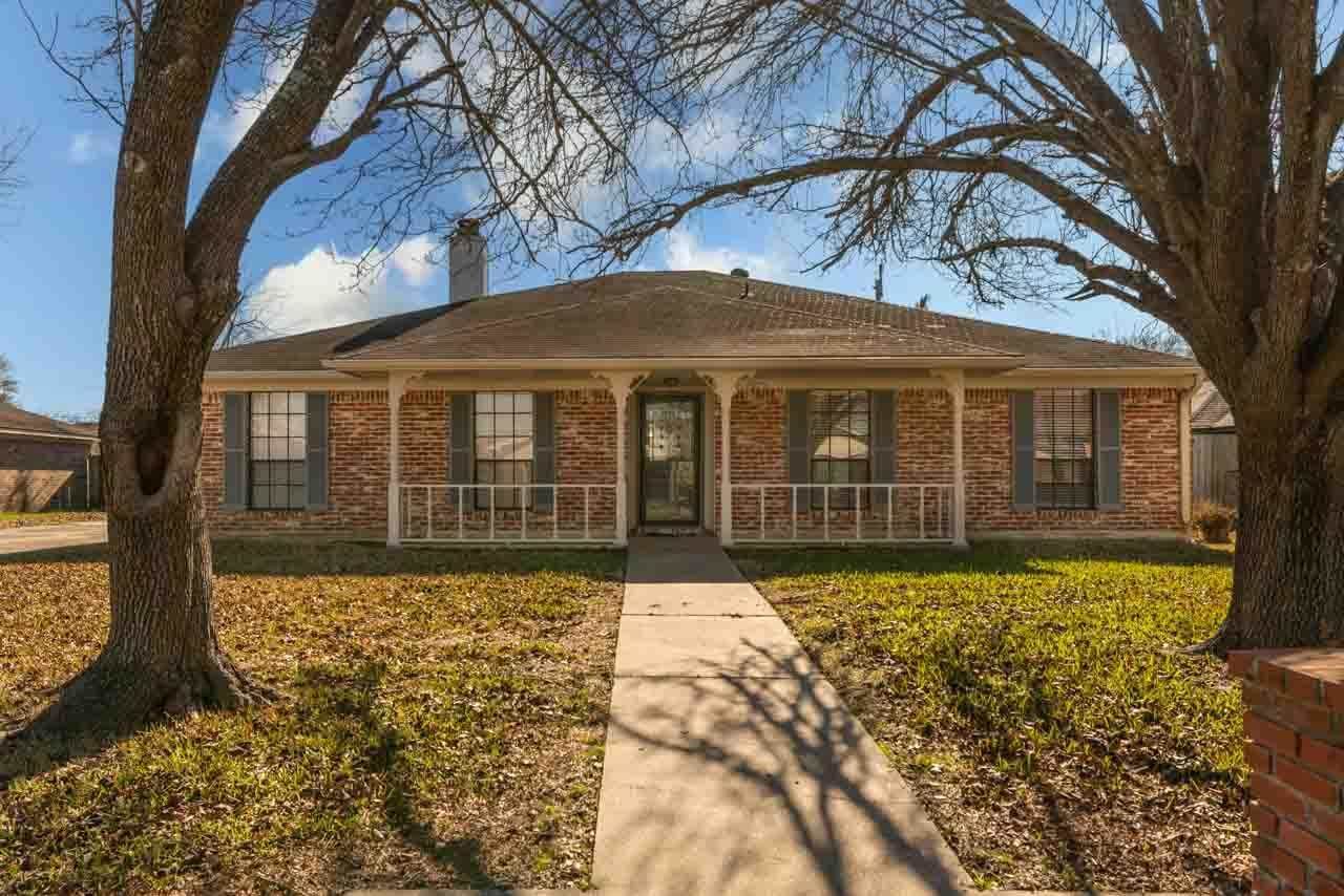 7015 Limerick Dr - Photo 1