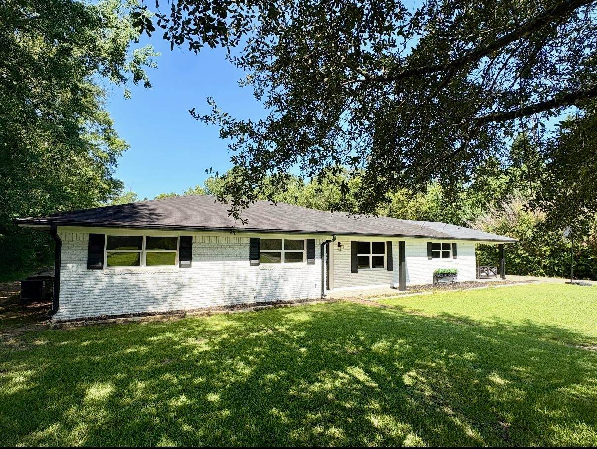 3896 Hwy 69 - Photo 1