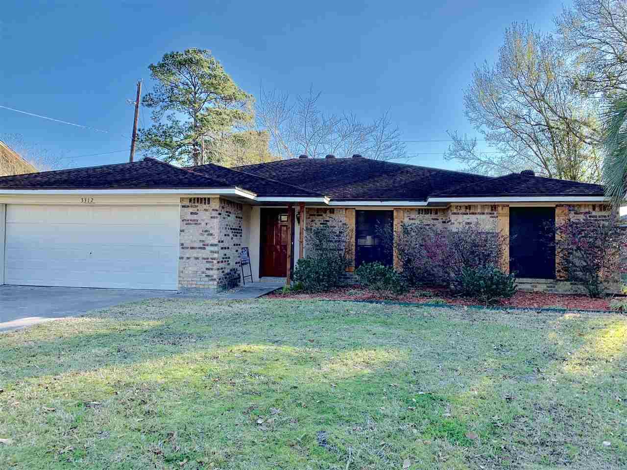 3312 Hillcrest - Photo 1