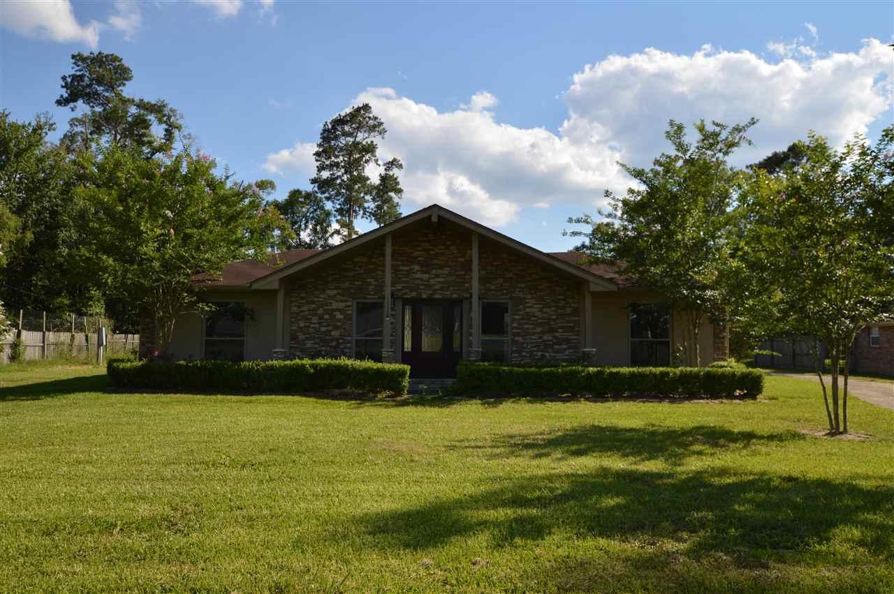 327 Pinehurst - Photo 1