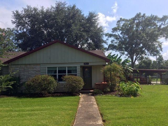 2425 Overbrook - Photo 1