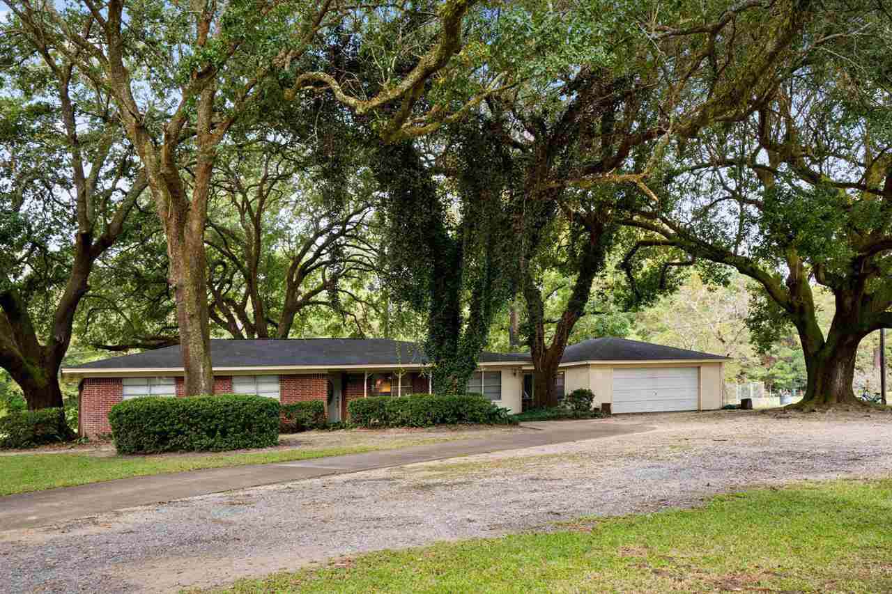 6125 Hwy 105 N - Photo 1
