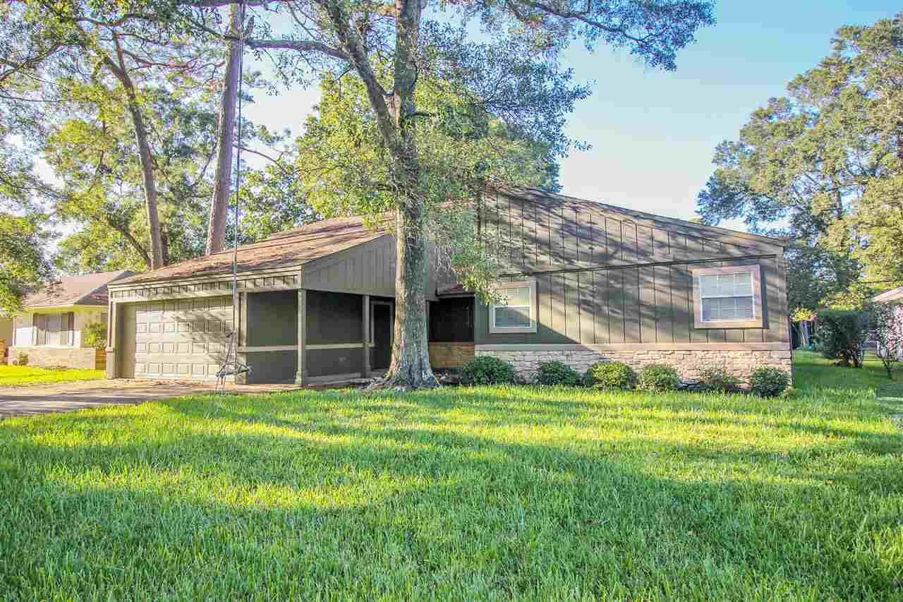 4730 Dellwood - Photo 1