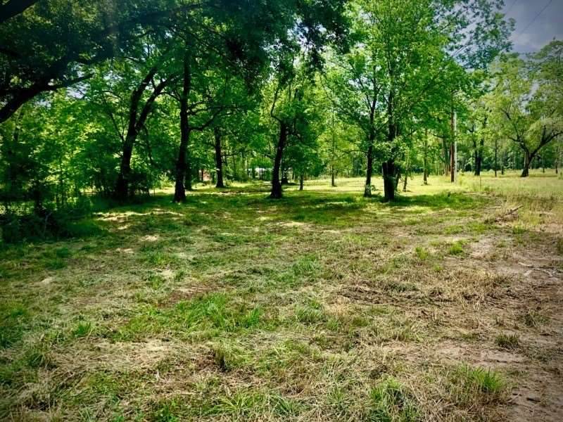 7998 Keith Road - Photo 1