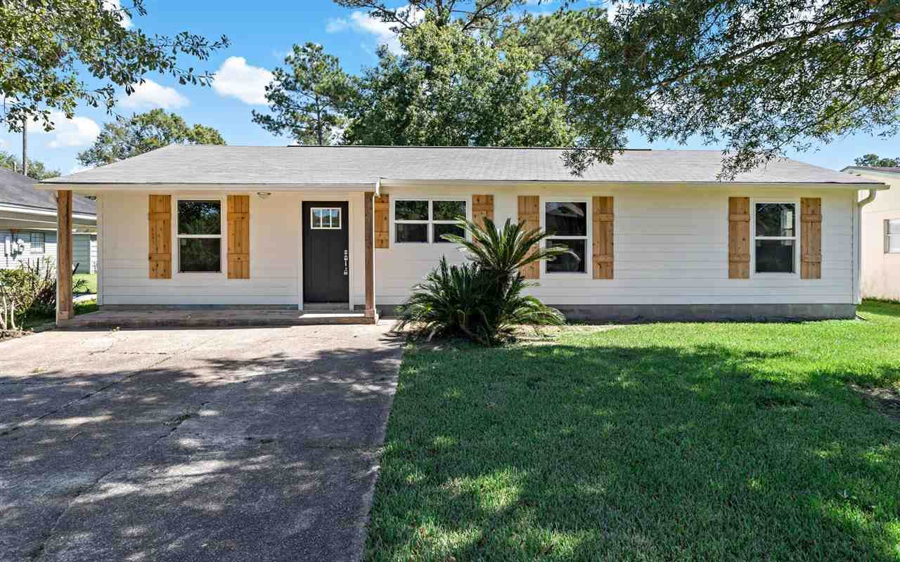 7710 San Anselmo - Photo 1