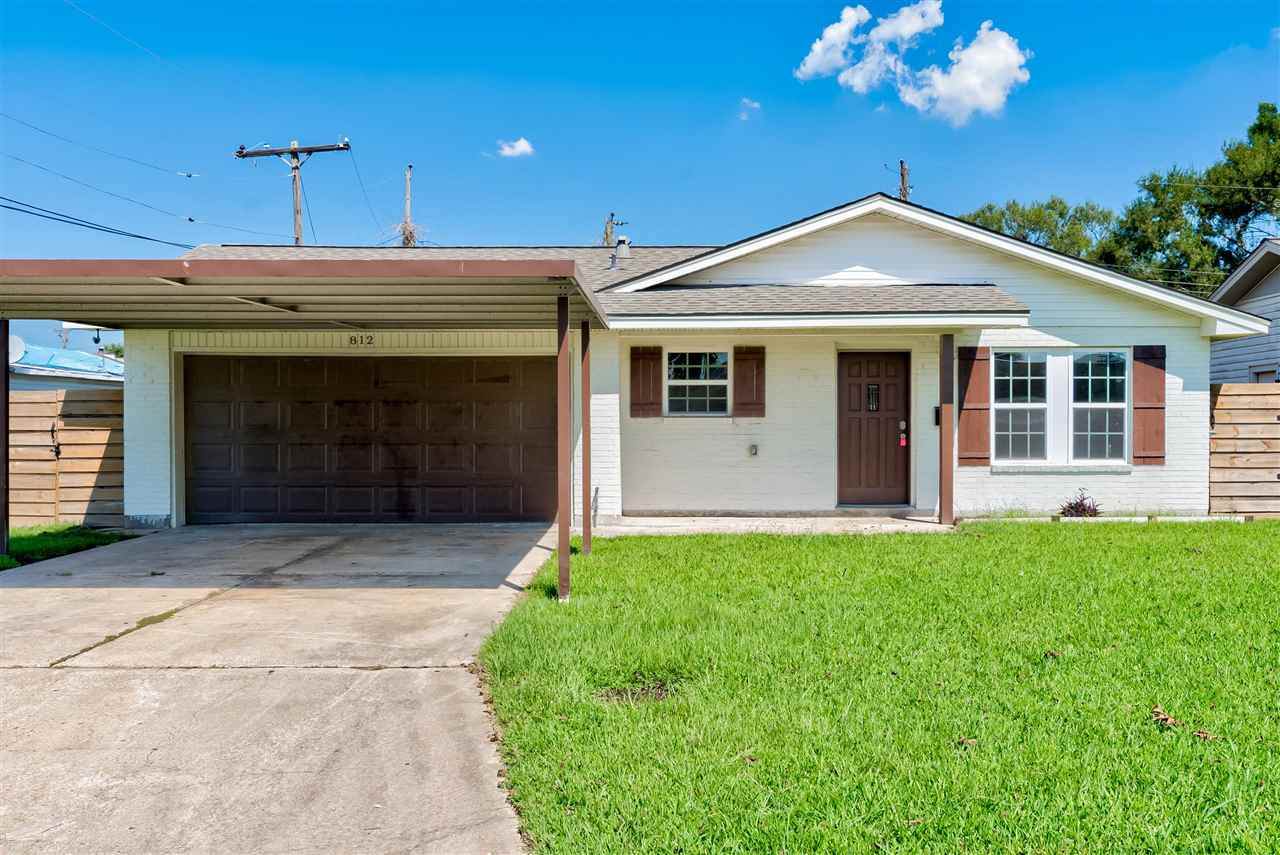 812 36th - Photo 1
