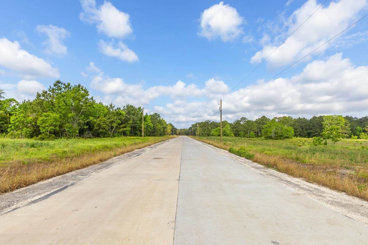17420 Reserve Dr - Photo 1