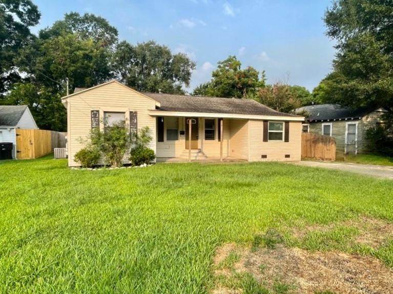 315 23rd Street - Photo 1