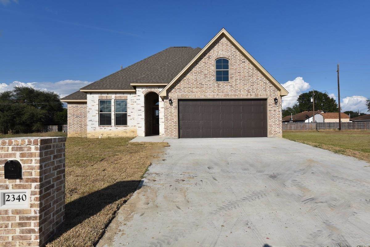 2340 Ryann Ln - Photo 1