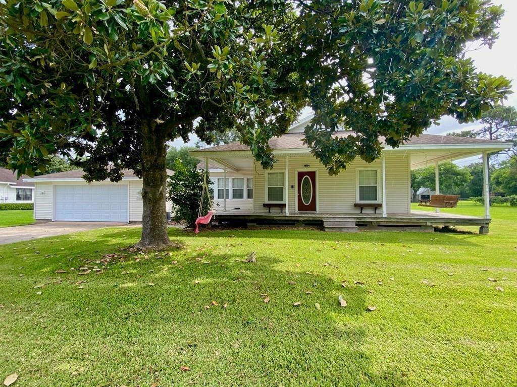1106 Russell - Photo 1
