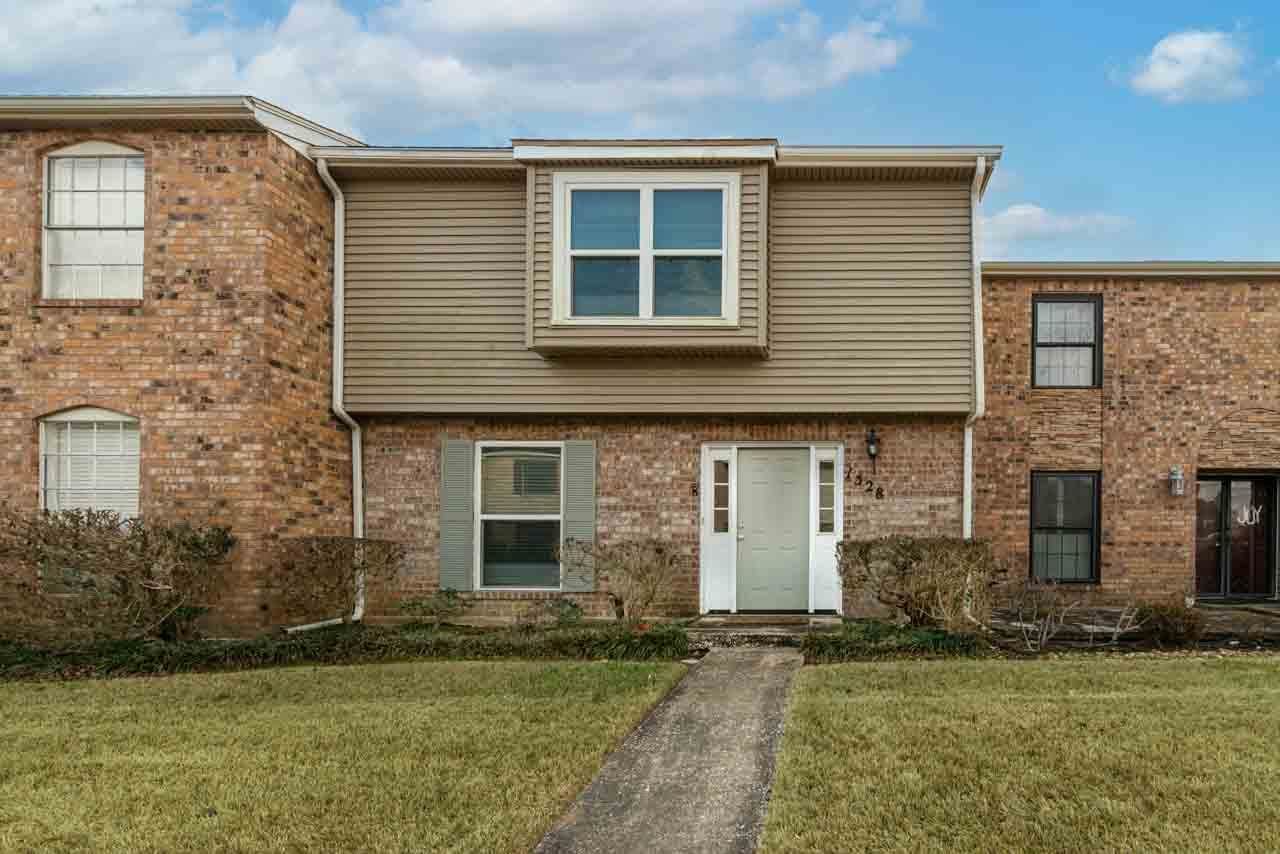 1528 Marshall Woods Dr - Photo 1