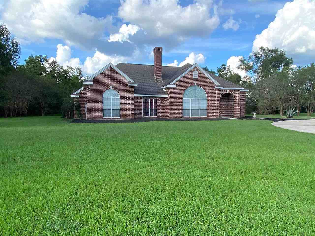1800 Burton Ave - Photo 1