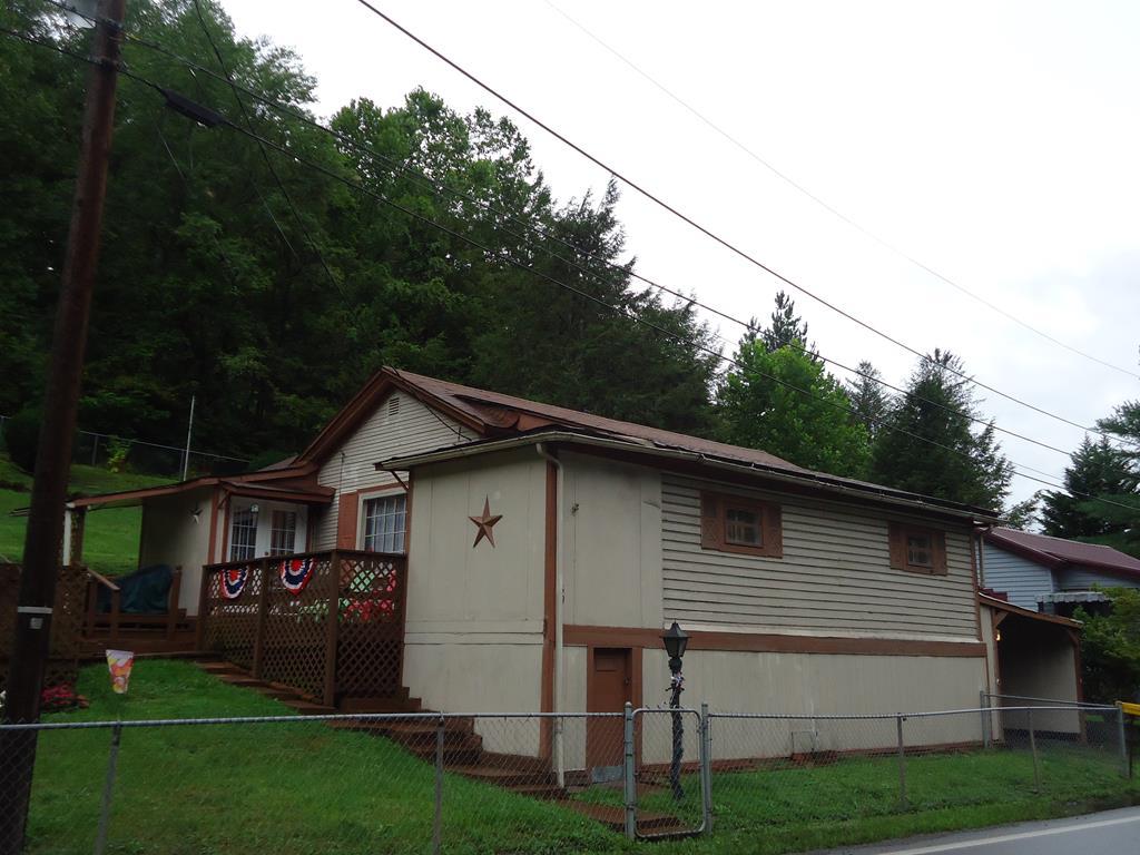 5946 Black Diamond Highway - Photo 1