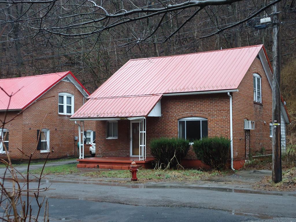 121 Brick Street - Photo 1
