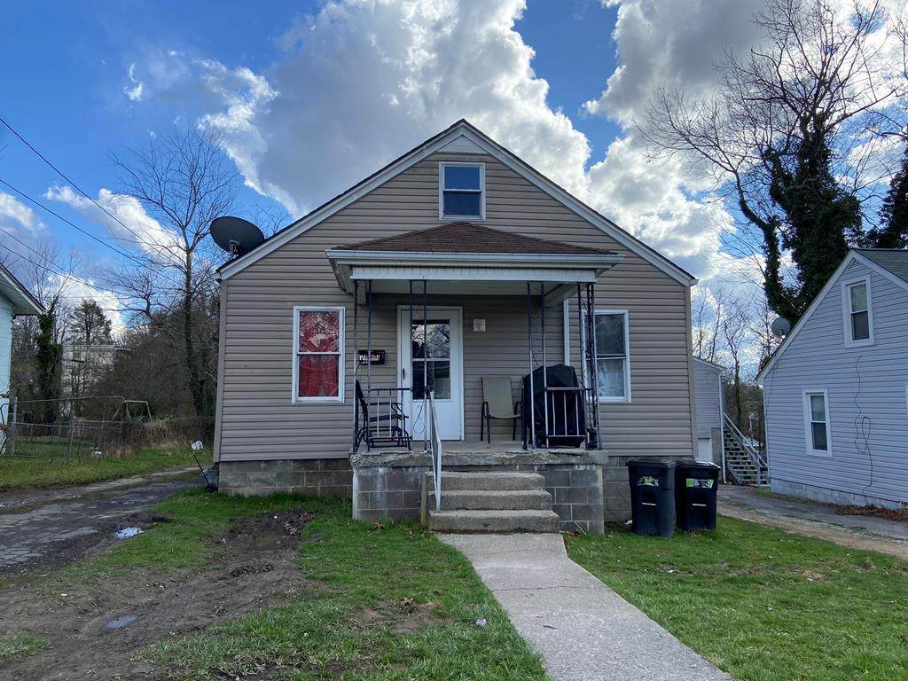 226 Clyde Street - Photo 1