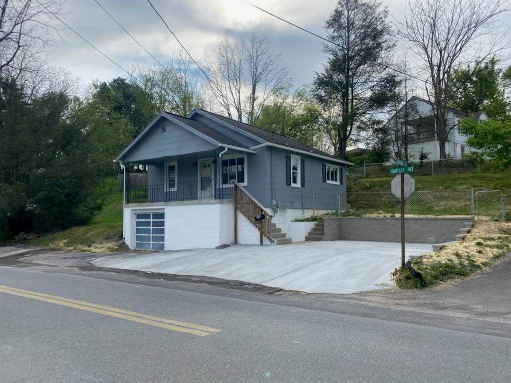 400 Hartley Avenue - Photo 1