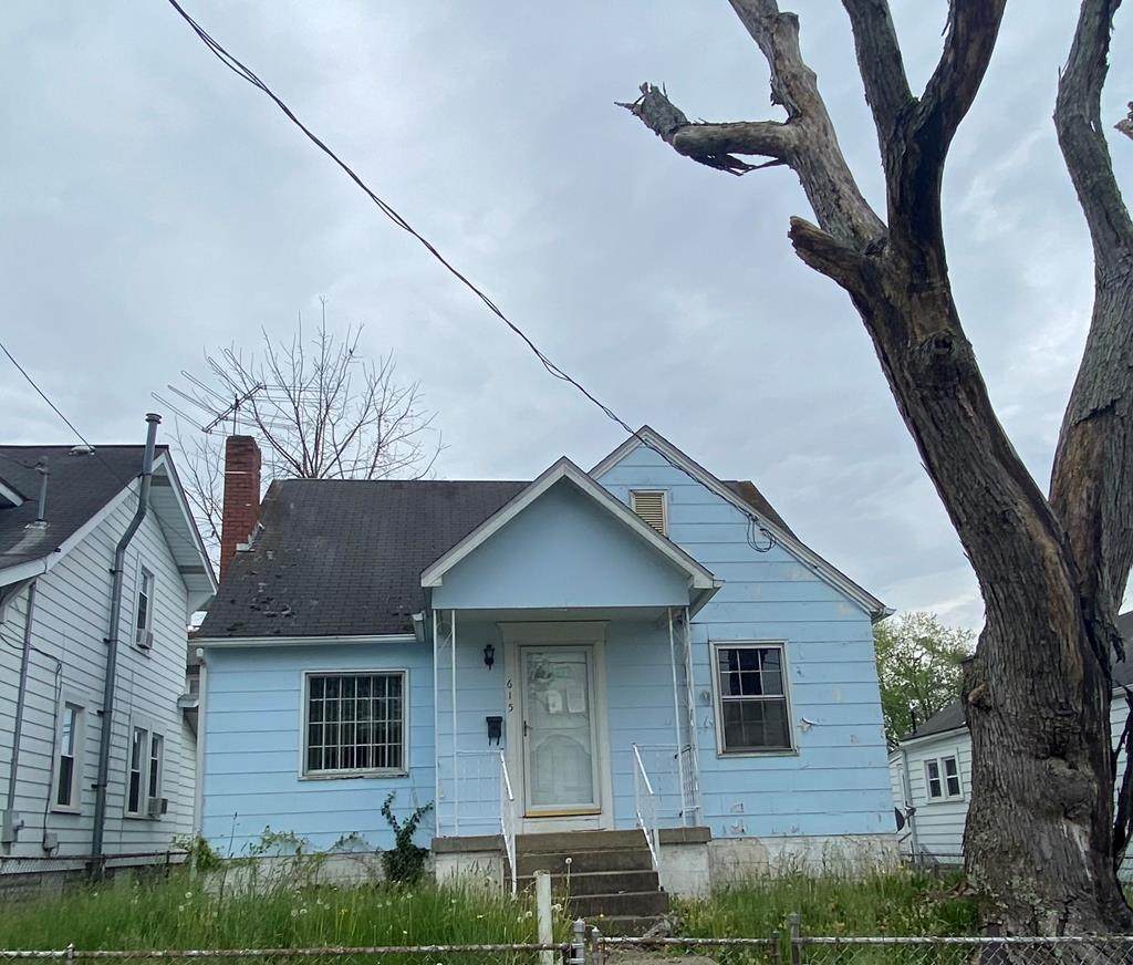 615 Adams Street - Photo 1