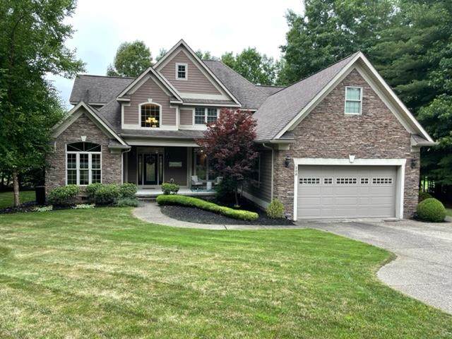 208 Sherwood Lane - Photo 1
