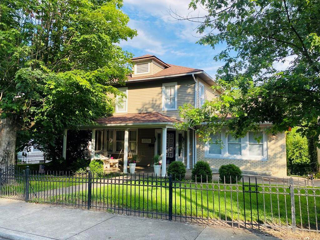 834 Main Street - Photo 1