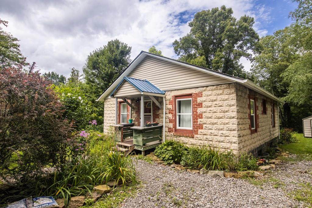 217 King Avenue - Photo 1