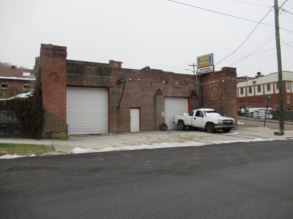 308 Summers St. - Photo 1