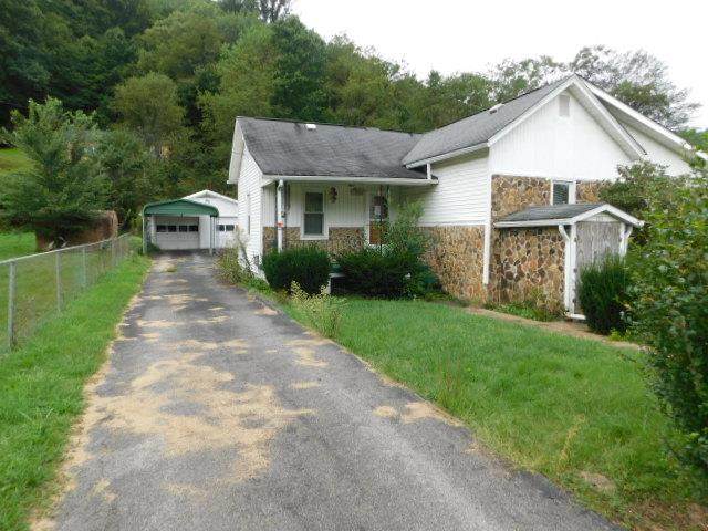 313 Carver Circle - Photo 1
